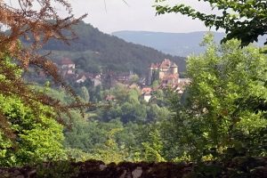 Le village de Curemonte et son château