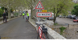 La Malène, après la longue et belle descente depuis le causse Méjan