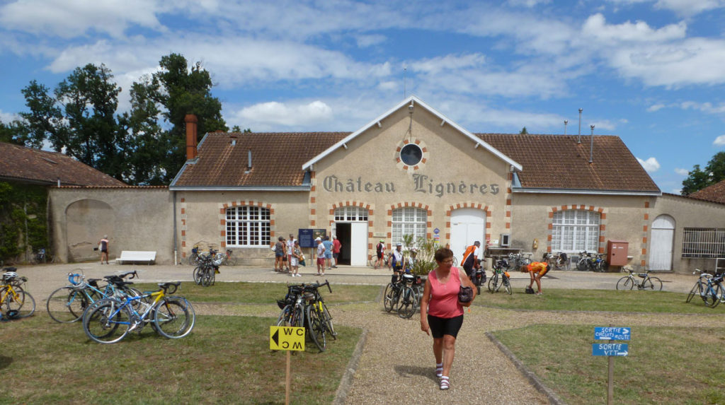 Parking à vélos sur le site du pique nique