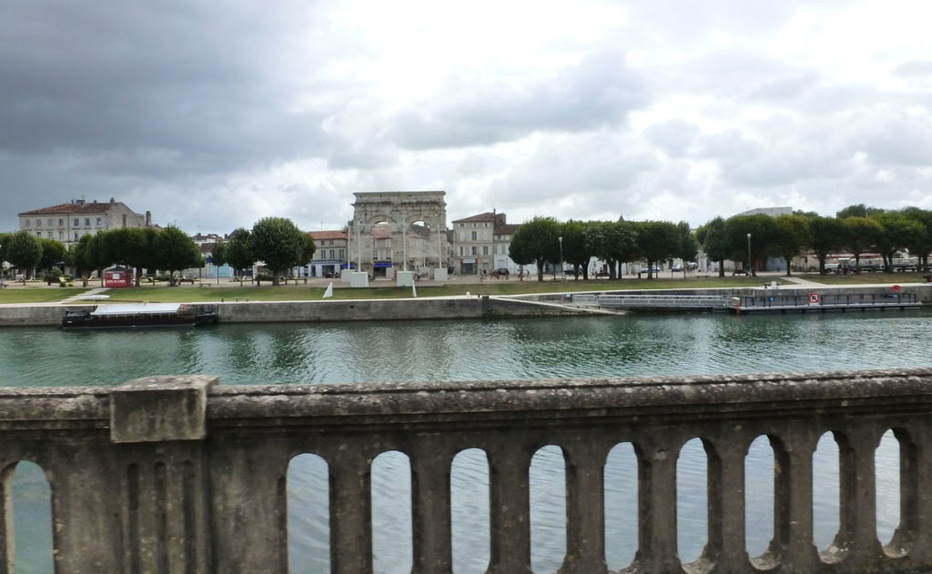 Les quais de la Charente à Saintes